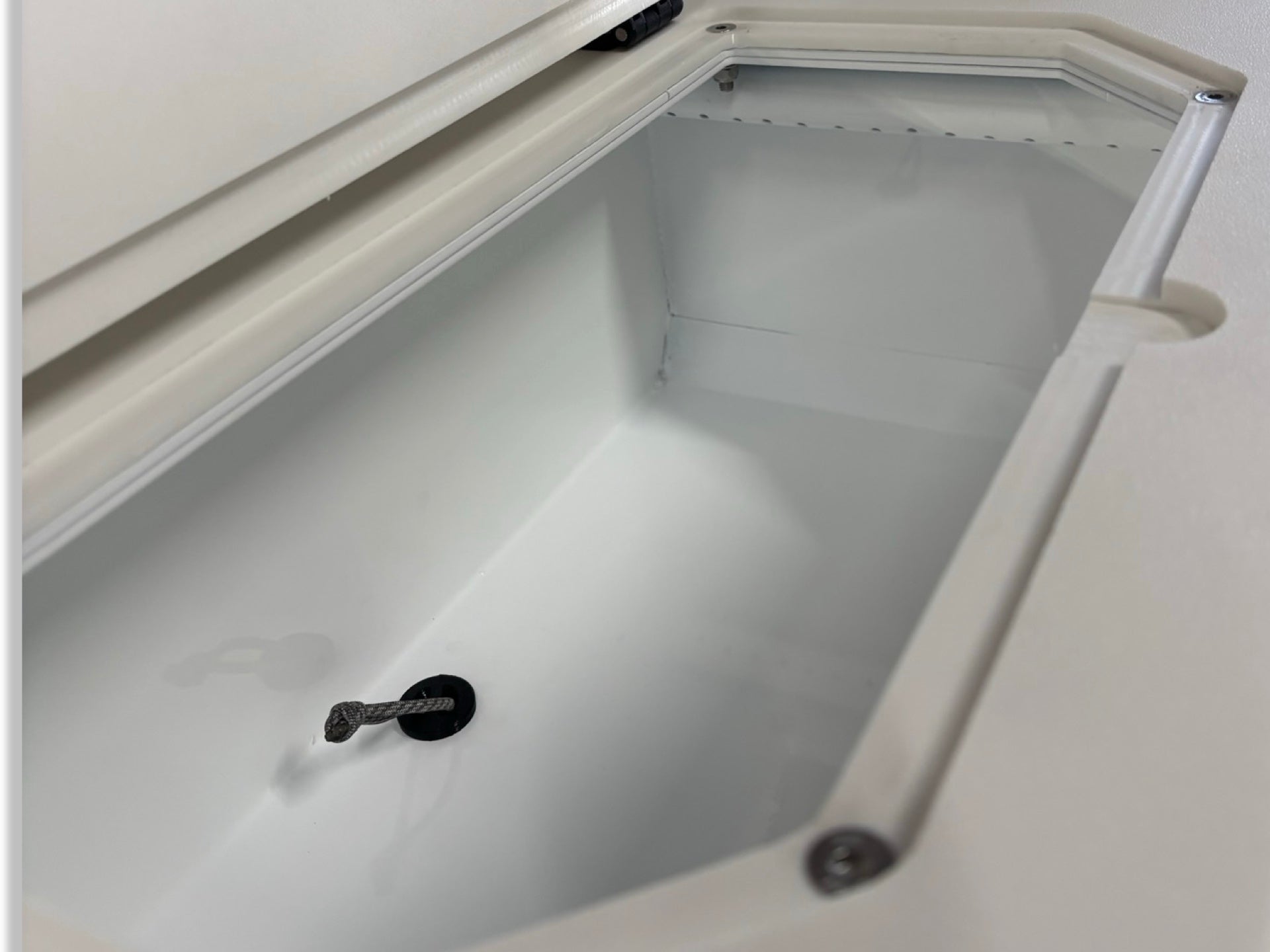 Aluminium Bait Board and Live Bait Tank - 600mm