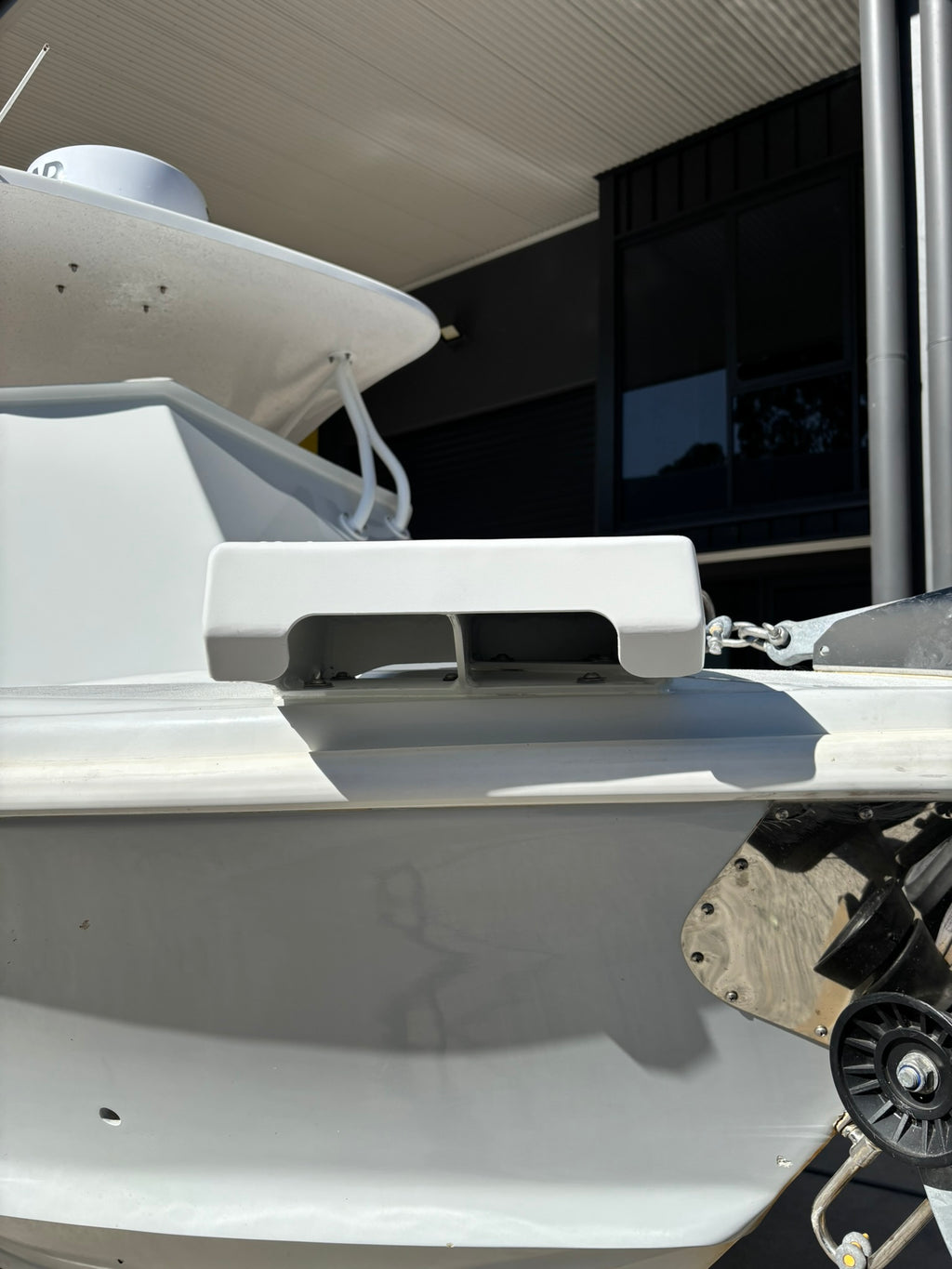 Haines Hunter V19 Trolling Motor Mount image 3