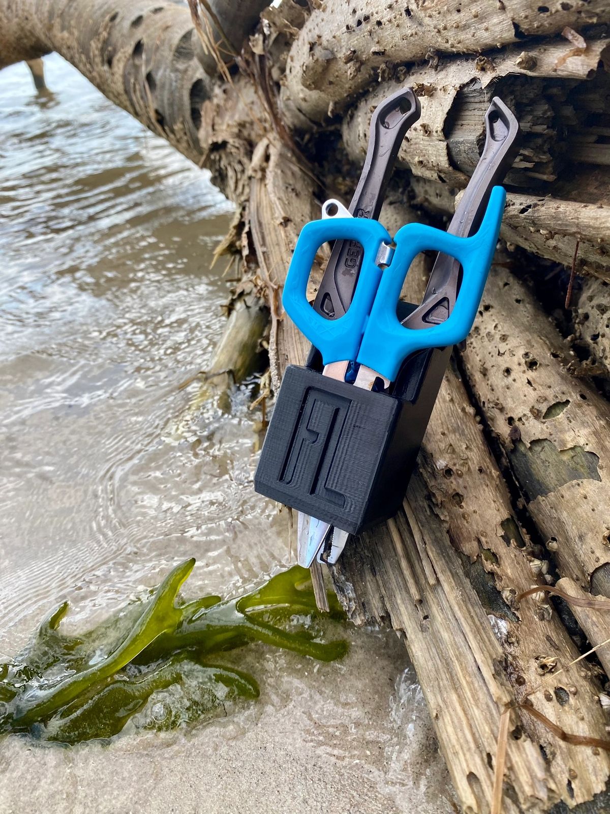 Push Lock Gerber Neat Freak Fishing Set image 5