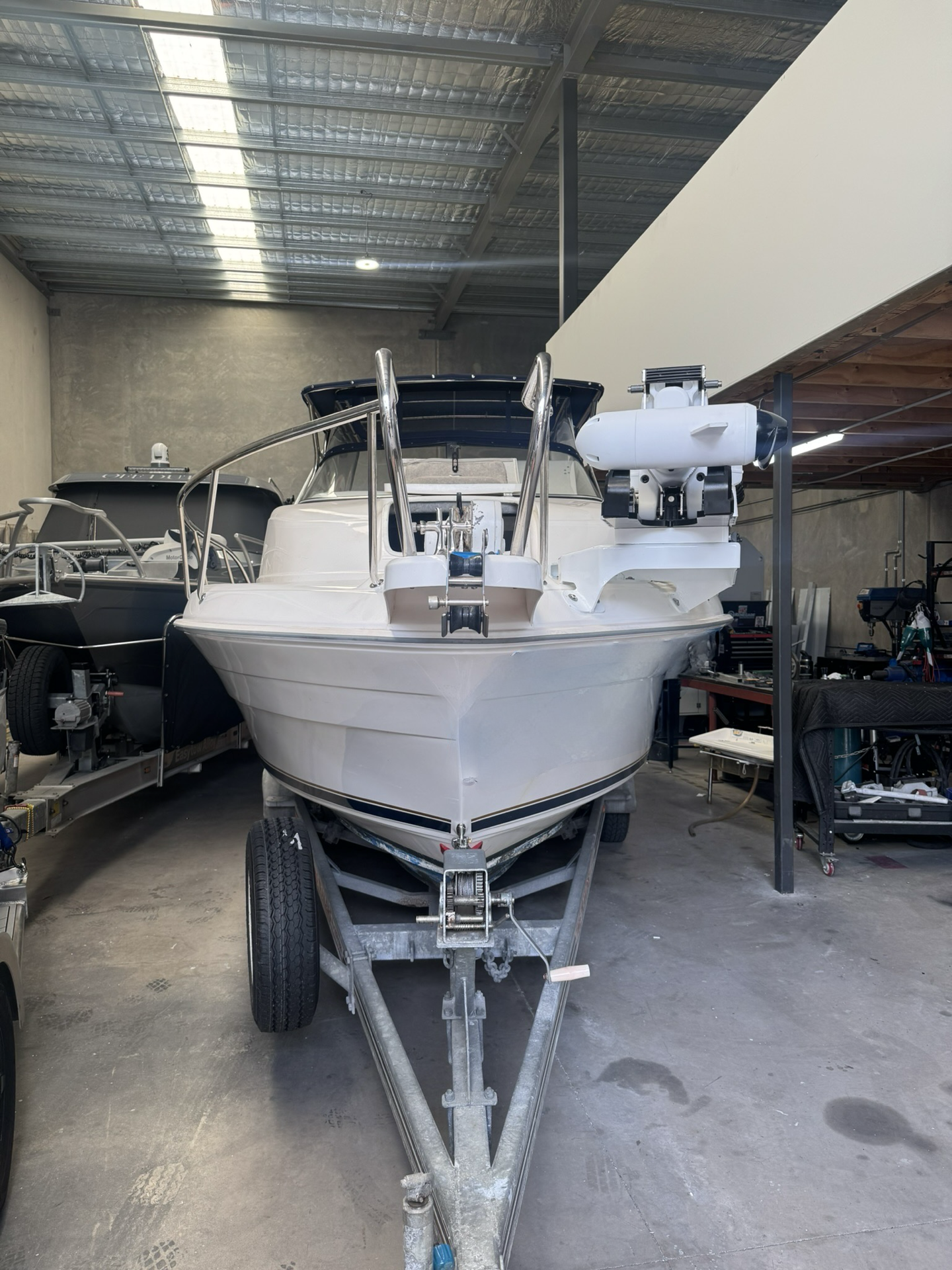 Cruise Craft Outsider 685 ST Motor Mount image 1