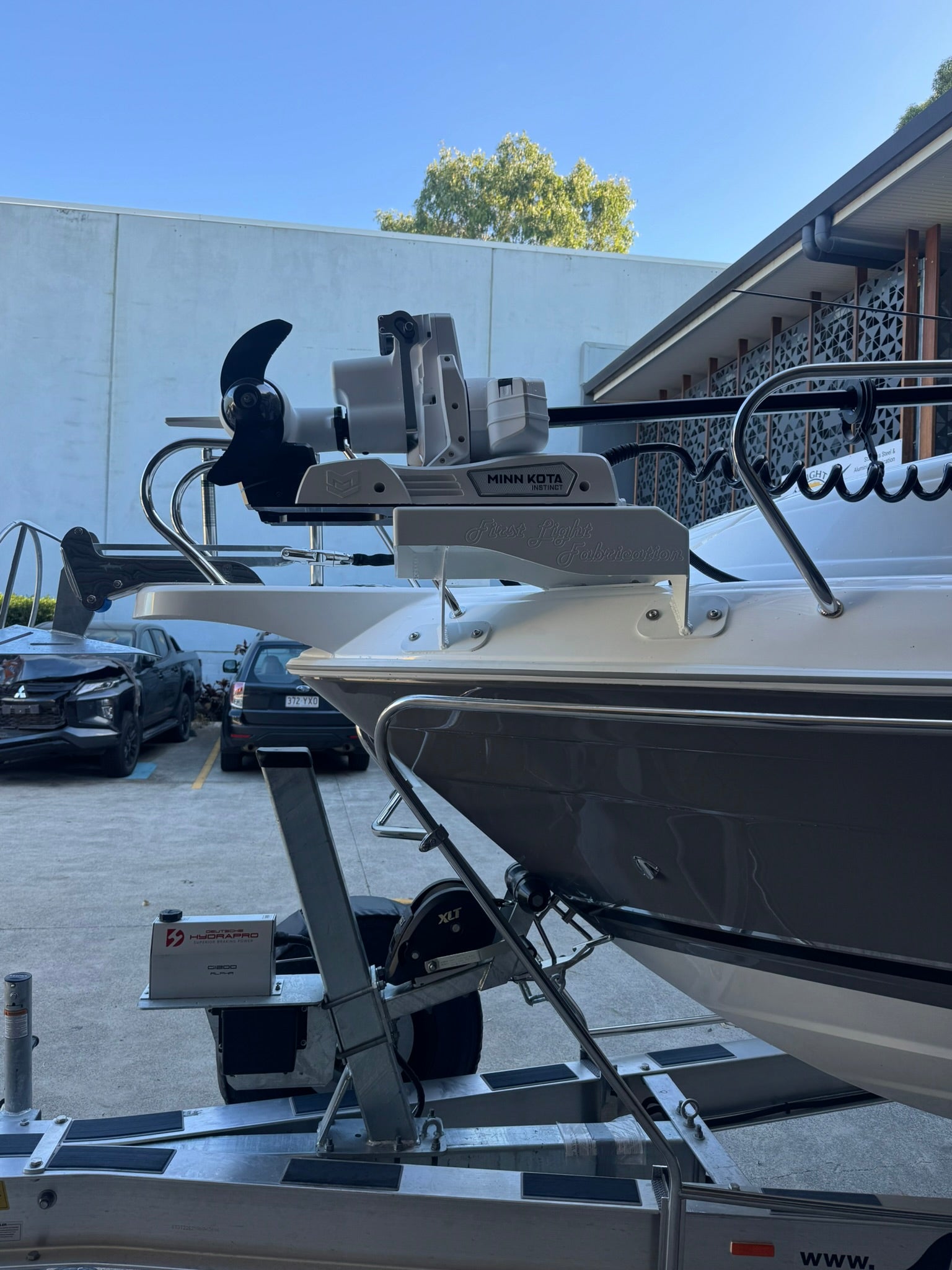 Cruise Craft Explorer 720 HT Trolling Motor Mount image 2