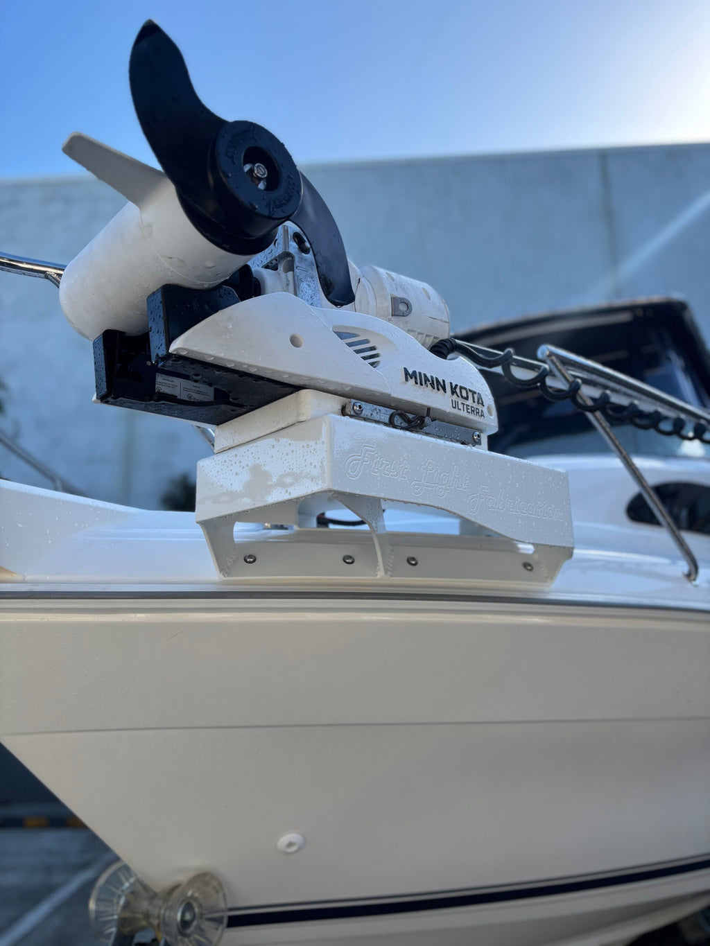 Cruise Craft Outsider 625 Trolling Motor Mount image 1