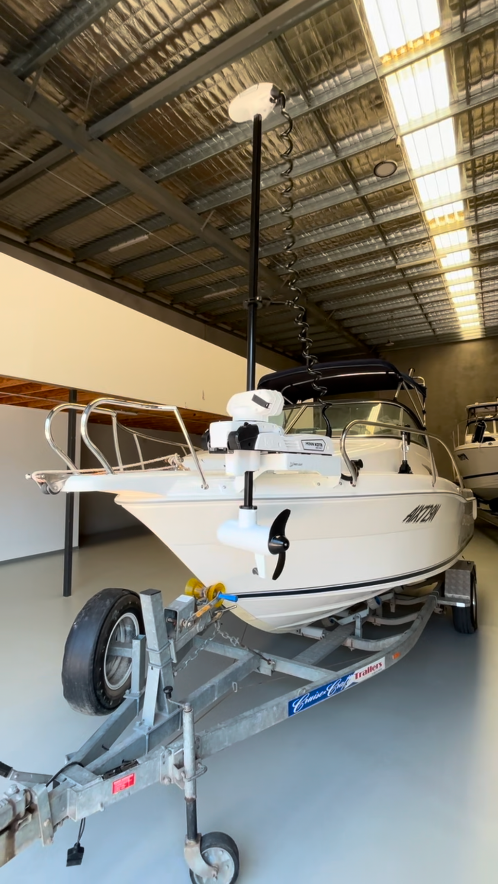 Cruise Craft Explorer 530 ST Motor Mount image 3